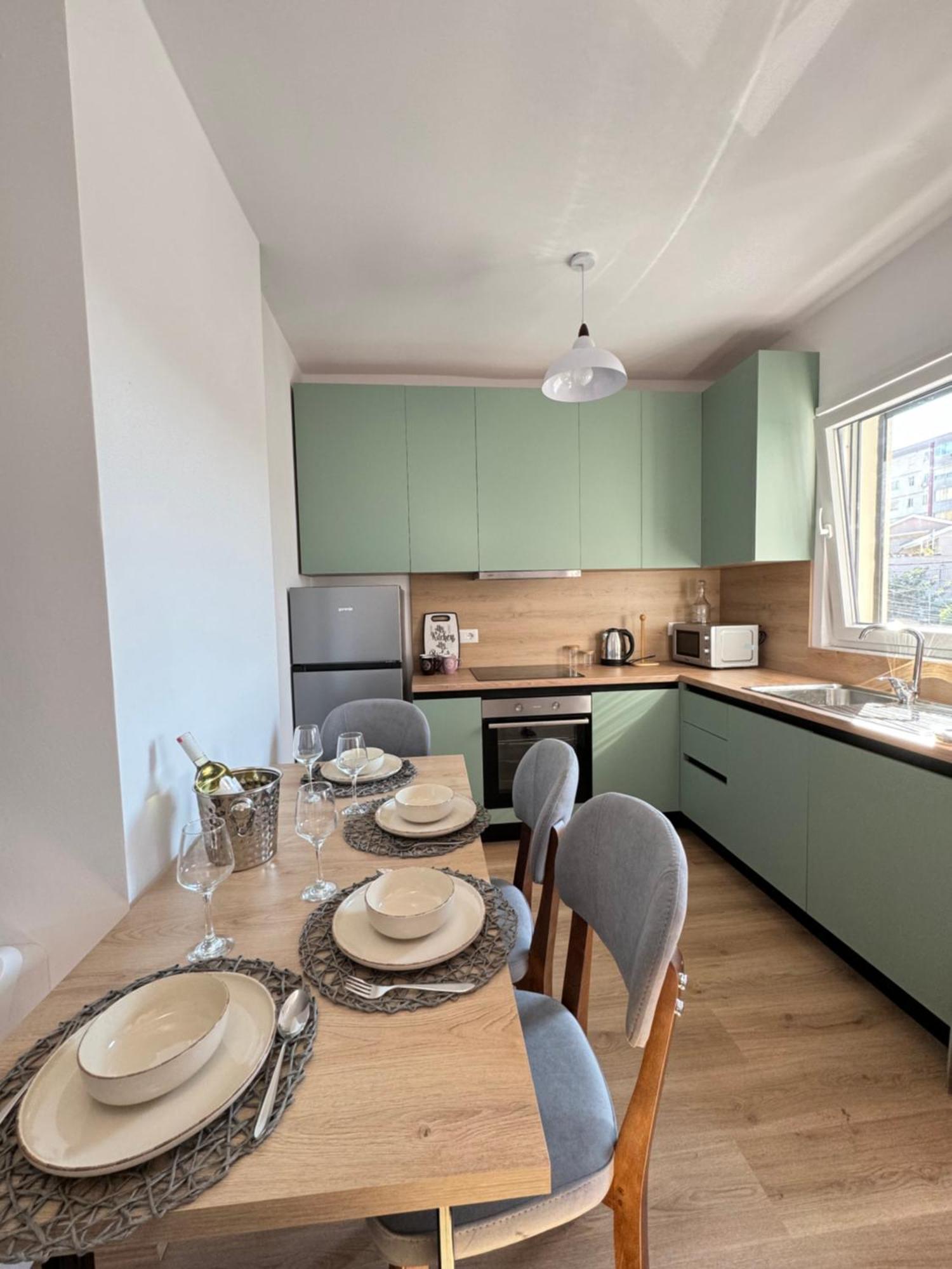 Apartment In City Center Шкодер Экстерьер фото